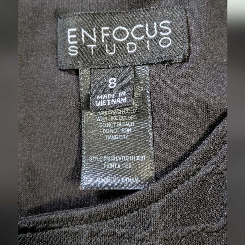 Enfocus Studio Elegant Black Textured Sleeveless Dress. Size 8. - Picture 2 of 9